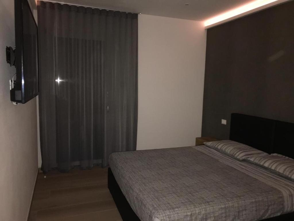 Dimora Aurora Hotell Pastrengo Exteriör bild